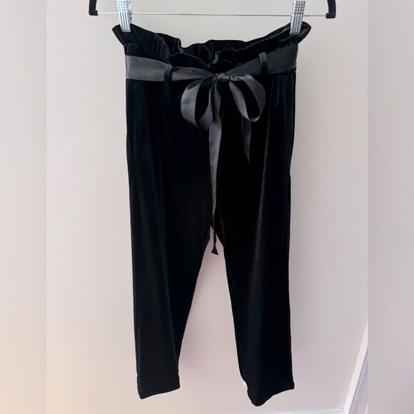 Casual Nordstrom Halogen Black Velour Cropped Trousers w/Satin Belt XXS Petite - Picture 1 of 4